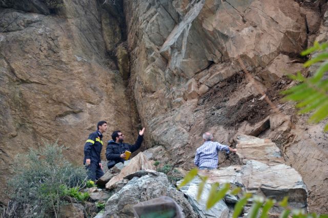 Αυτοψία στη Μυτιλήνη από Λέκκα μετά την κατολίσθηση