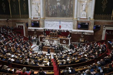 Γαλλία: Ναι από την Γερουσία στο πάγωμα του φόρου καυσίμων