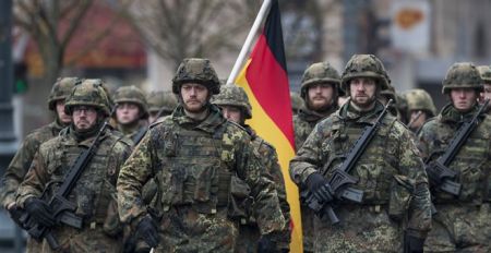 Die Zeit: Eiδικούς από χώρες της ΕΕ θα προσλάβει ο γερμανικός στρατός