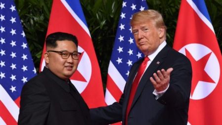 ΗΠΑ – Β.  Κορέα διαπραγματεύονται την επόμενη συνάντηση Τραμπ-Κιμ
