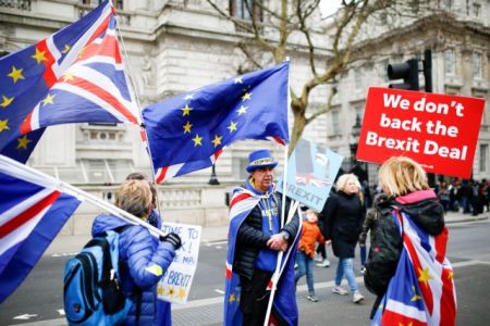 Τις διεργασίες για το Brexit δρομολογεί η βρετανική κυβέρνηση