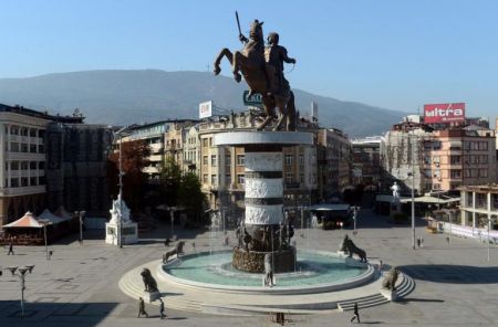 Νόβα Μακεντόνια : «Μακεδόνας» ο Μέγας Αλέξανδρος – Μέχρι τη Λάρισα… η Ελλάδα