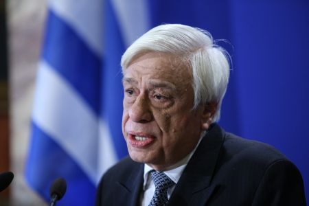 Αγνωστος προσπάθησε να προσεγγίσει τον ΠτΔ στη Μητρόπολη