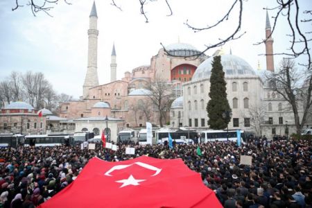 Erdogan threatens to turn Hagia Sophia into mosque