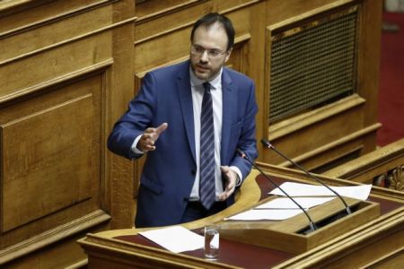 Έκλεισε το deal Τσίπρα-Θεοχαρόπουλου, καταγγέλλουν μεθοδεύσεις τα στελέχη της ΔΗΜΑΡ