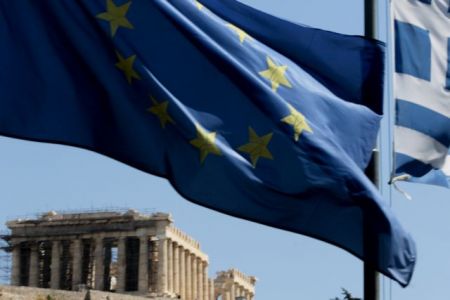 Ευρωβαρόμετρο: Η ανεργία των νέων προβληματίζει τους έλληνες