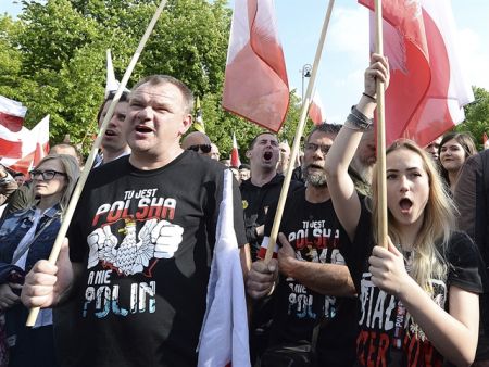 Ο Τραμπ, οι Πολωνοί και η αντιπαράθεση για το Ολοκαύτωμα