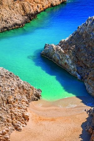 «Αγονη» Κρήτη: 10+1 εναλλακτικές παραλίες