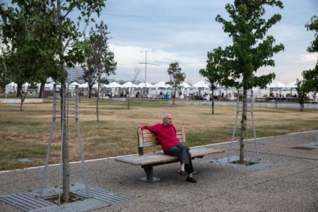 Οι Έλληνες στα υψηλά της μοναξιάς στην Ευρώπη