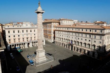 Ιταλία: Η Γερουσία αποφασίζει για το πότε θα ψηφιστεί η πρόταση μομφής