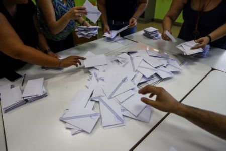 ΣΥΡΙΖΑ: Ζητά διαφορετική στάθμιση για την ψήφο των αποδήμων ελλήνων