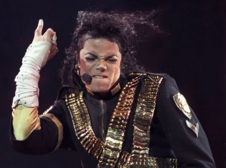 Μάικλ Τζάκσον : Αλλάζει όνομα παράσταση για τον βασιλιά της ποπ
