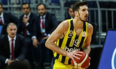 Euroleague : Μαγικός Ντε Κολό στη νίκη της Φενέρ επί της Μπασκόνια