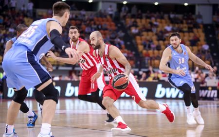 Euroleague : Ολυμπιακός σαν φτωχός συγγενής, ήττα από τη Ζενίτ στο ΣΕΦ