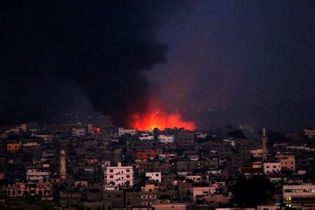 Γάζα : Ολονύκτιες ισραηλινές επιδρομές με 1 νεκρό και 3 τραυματίες