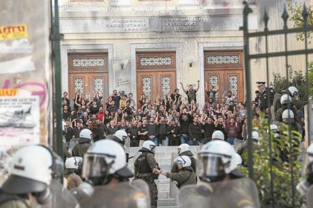 Ετσι θα μπαίνει η ΕΛ.ΑΣ. στα πανεπιστήμια