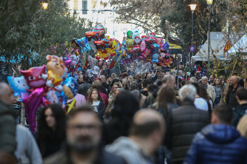 Οριακή η βελτίωση στον τζίρο της εορταστικής χριστουγεννιάτικης περιόδου