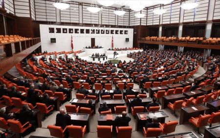 Τουρκία: Το κοινοβούλιο ενέκρινε τη στρατιωτική συμφωνία με τη Λιβύη