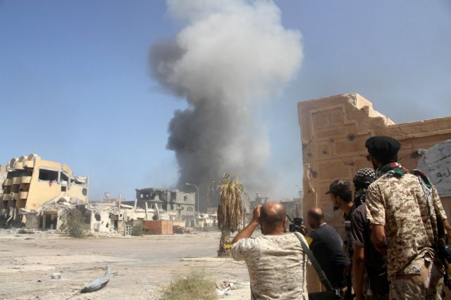 Λιβύη: Δύο νεκροί και είκοσι τραυματίες σε αεροπορικό βομβαρδισμό