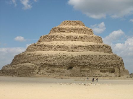 Αίγυπτος: Ανοίγει πρώτη φορά για το κοινό η αρχαιότερη πυραμίδα