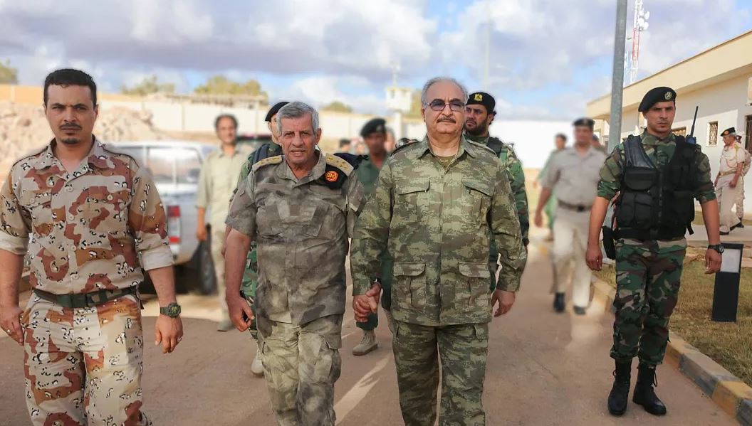 Λιβύη: Προελαύνει στη Σύρτη ο στρατός του Χάφταρ