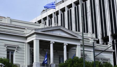 «Ετοιμη η Ελλάδα να μετάσχει σε αποστολή επιτήρησης του εμπάργκο όπλων στη Λιβύη»