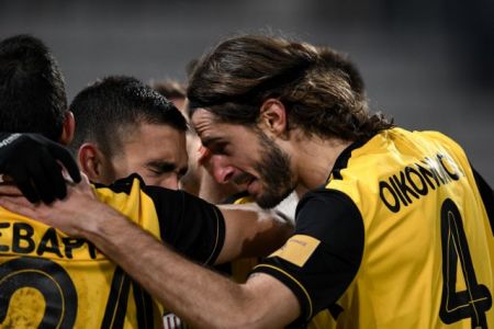 Εύκολα η ΑΕΚ 3-1 στο Βόλο