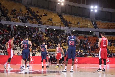 Συγκίνηση: Τίμησαν την μνήμη του Κόμπι Μπράιαντ στο ΣΕΦ