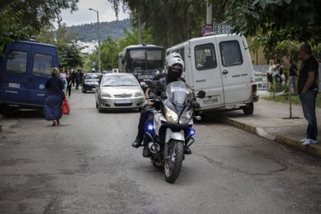 Συλλήψεις της ΕΛ.ΑΣ για εμπρηστικές επιθέσεις