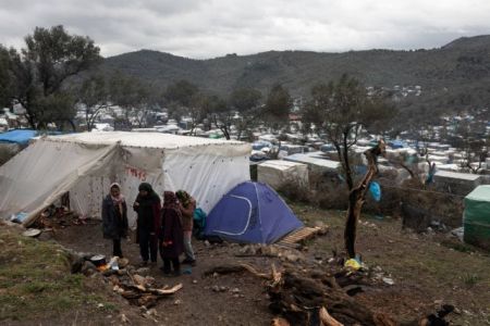 Υποπτο κρούσμα κορωνοϊού στη Μόρια