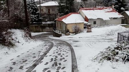 Κακοκαιρία: Το έστρωσε στα Τρίκαλα