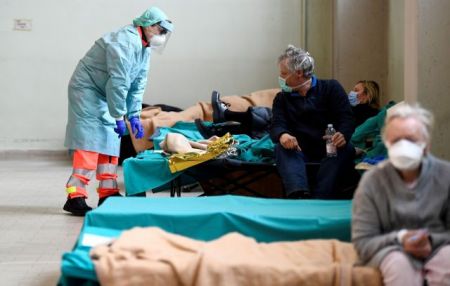 Ιταλία: 683 νεκροί σε μία μέρα – Πάνω από 7.500 τα θύματα συνολικά