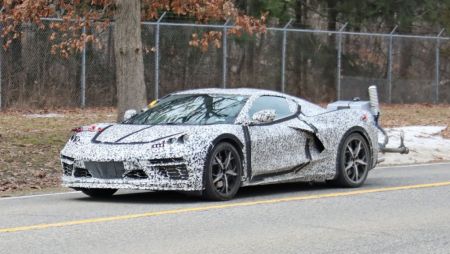 Chevrolet Corvette C8: Σε plug-in υβριδικό… ρυθμό