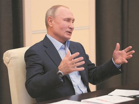 Ο ιός και το ΝΑΤΟ «βάζουν δύσκολα» στον Πούτιν