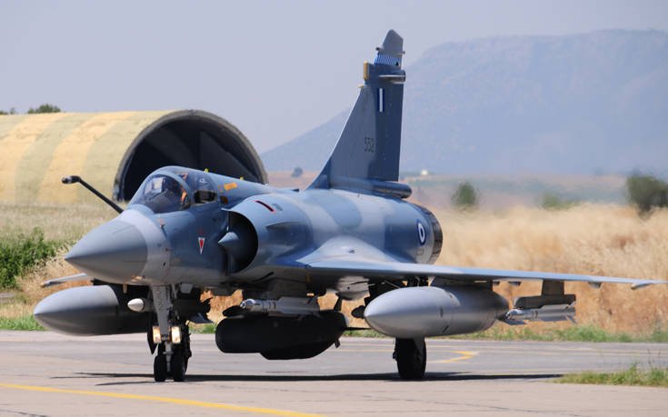 Υπέροχες και ιπτάμενες στα F-16 και Mirage