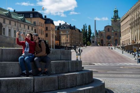 Σουηδία: Τηλεργασία μέχρι το 2021 προτείνουν οι αρχές