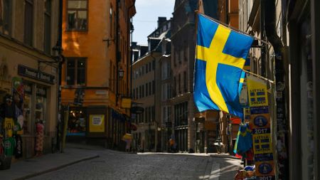 Σουηδία : Ξεπέρασαν τις 100.000 τα κρούσματα κορωνοϊού