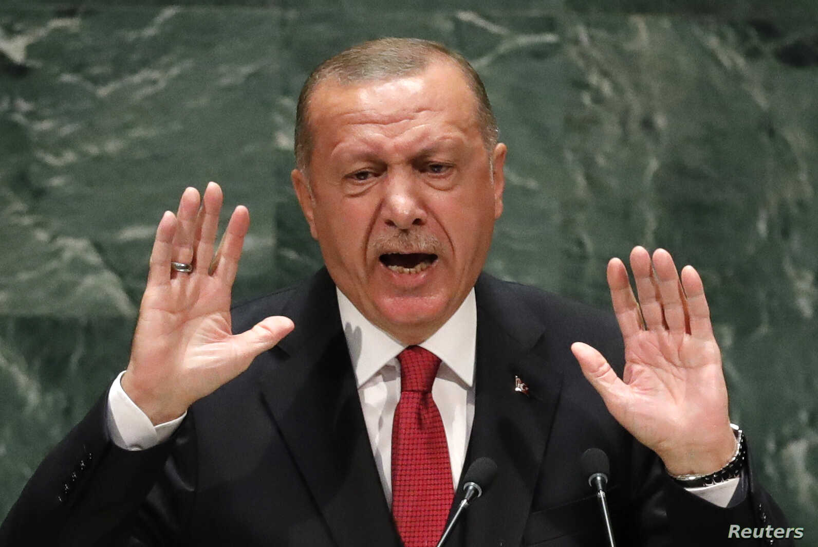Ερντογάν : Κινούμαστε προς τους στόχους μας – Όχι εκεί που μας σπρώχνουν οι άλλοι