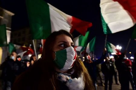 Ιταλία: Σε τρεις περιοχές επικινδυνότητας η χώρα για την αντιμετώπιση του κορωνοϊού