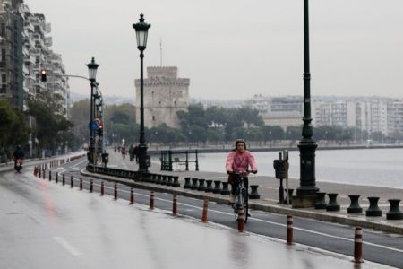 Κορωνοϊός : Αντίθετος στη χαλάρωση των μέτρων ο Ιατρικός Σύλλογος Θεσσαλονίκης