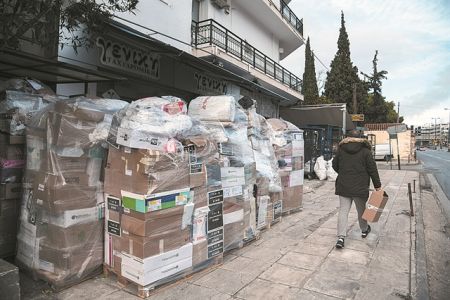 Εφθασε στα όριά του το e-εμπόριο στην Ελλάδα