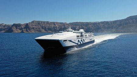 Seajets agreement with Golden Star Ferries for three fast and one conventional ferry