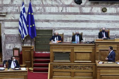 Δημοσκόπηση: Πτώση της ΝΔ λόγω πανδημίας – Στις δέκα μονάδες η διαφορά από ΣΥΡΙΖΑ