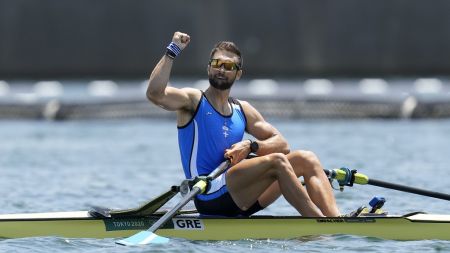 Greece’s Stefanos Ntouskos in upset clinches rowing gold medal, breaking Olympics record