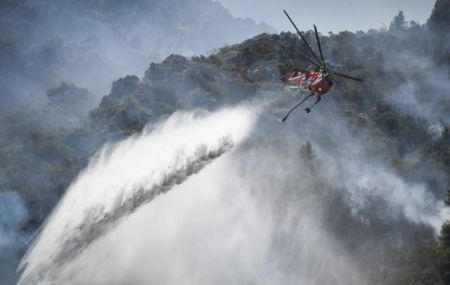 Φωτιές – Στήριξη της Ελλάδας από τον Μακρόν – Η ανάρτησή του στα ελληνικά