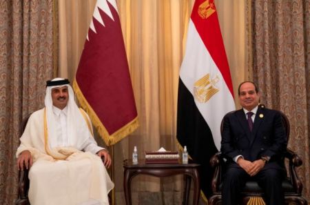 Ιράκ – Μετά από 4 χρόνια συνάντηση αλ Σίσι με τον εμίρη του Κατάρ αλ Θάνι