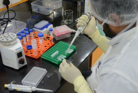 ΕΚΠΑ – Οι ελπίδες για ένα εμβόλιο που θα αντιμετωπίζει όλους τους κορωνοϊούς δεν είναι θεωρητικές