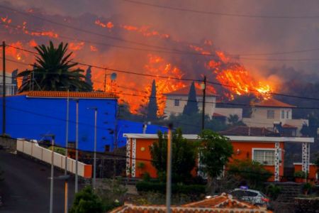 Εκρηξη ηφαιστείου Λα Πάλμα – Συγκλονίζουν οι περιγραφές των κατοίκων