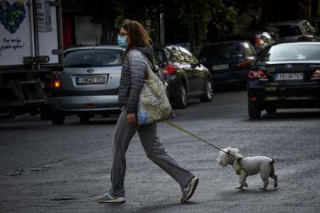 Καταργούνται τα τοπικά lockdown και με εισήγηση των ειδικών – Στις 15: 00 οι ανακοινώσεις