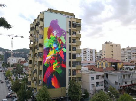 H UrbanAct και η VIZart δίνουν χρώμα στα Τίρανα